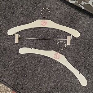 vs PINK Wooden Hangers.33